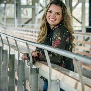 Meet your Posher, Emma